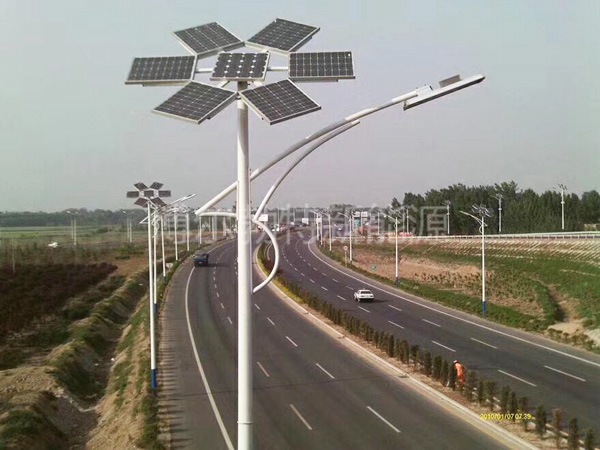 太陽能路燈